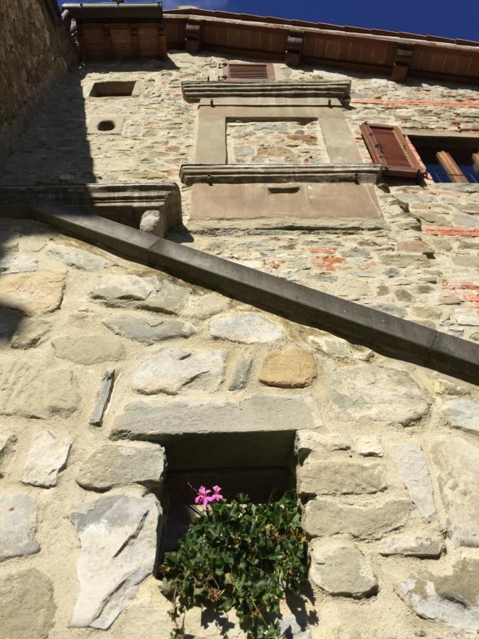 דירות פרטוווקיו Castello Di Urbech מראה חיצוני תמונה